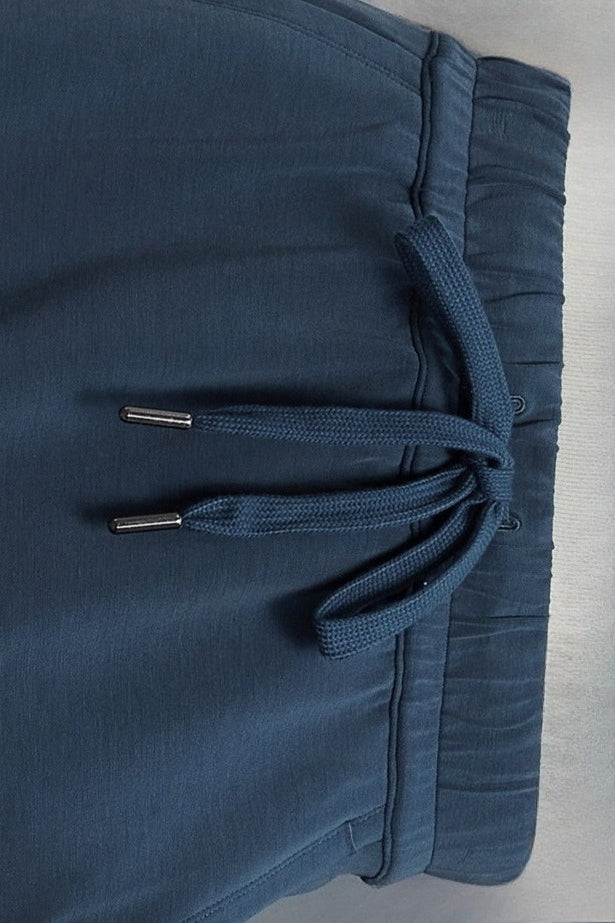 Emily & Isabella Brooks | High Waist Split Straight Midi Skirt