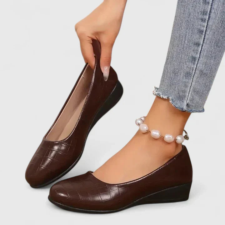 Emily & Isabella Brooks | Orthopedic Shoes