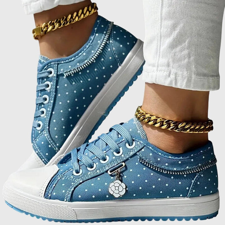 Emily & Isabella Brooks | Comfort Sneakers