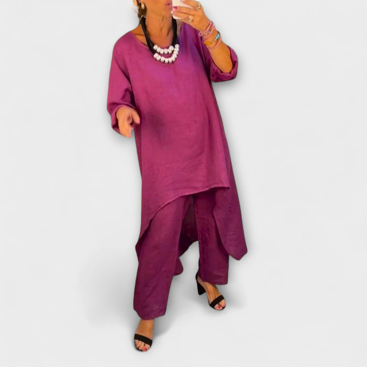 Emily & Isabella Brooks | Linen Suit with Round Neckline
