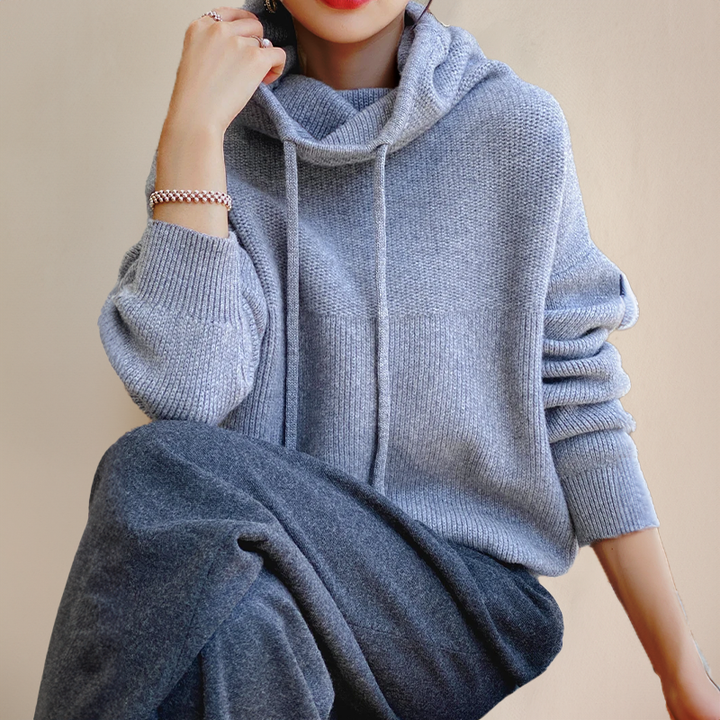 Emily & Isabella Brooks | High-neck sweater