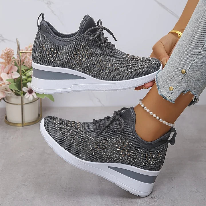Emily & Isabella Brooks | Comfort Sneakers