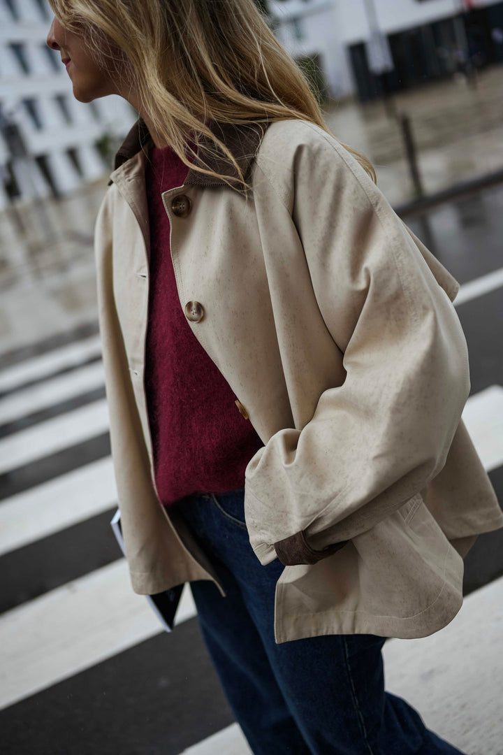 Emily & Isabella Brooks | Beige Jacket