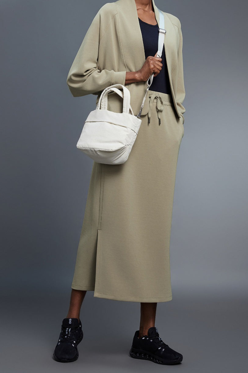 Emily & Isabella Brooks | High Waist Split Straight Midi Skirt