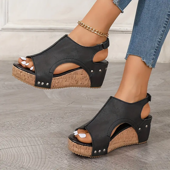 Emily & Isabella Brooks | Comfort Sandals