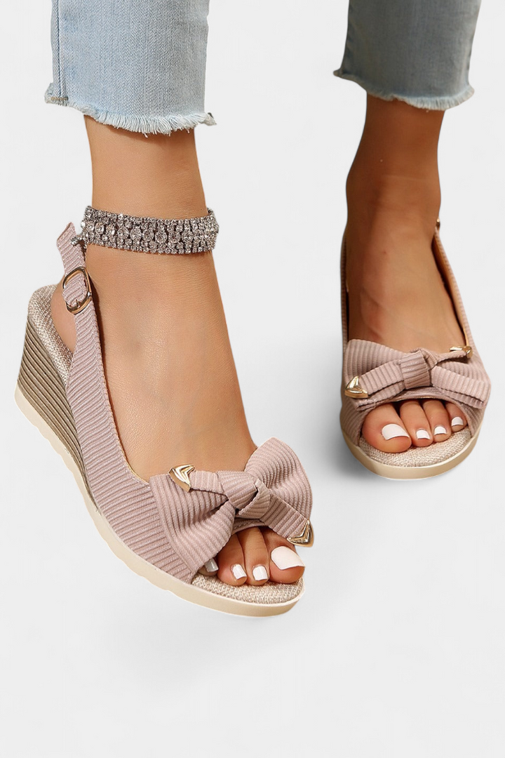 Emily & Isabella Brooks | Platform sandals with bow and adjustable strap