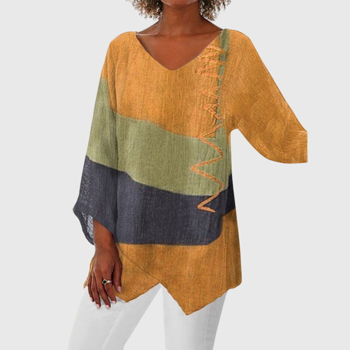 Emily & Isabella Brooks | Flattering Top