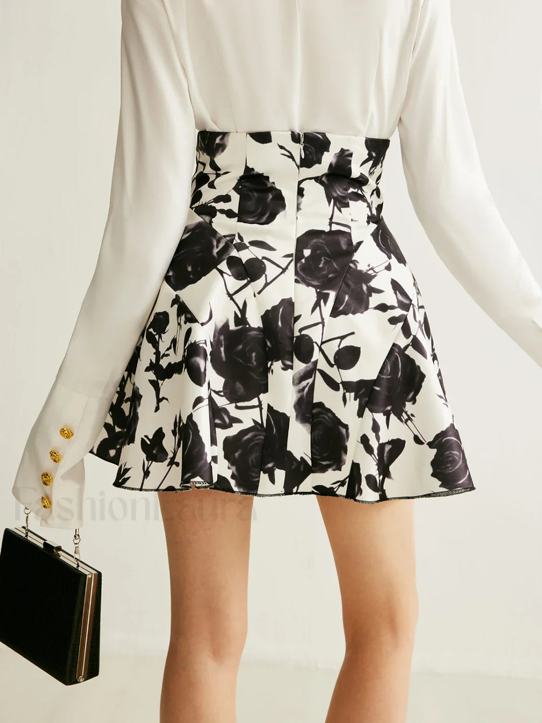Emily & Isabella Brooks | Floral Print Skirt with Button Details