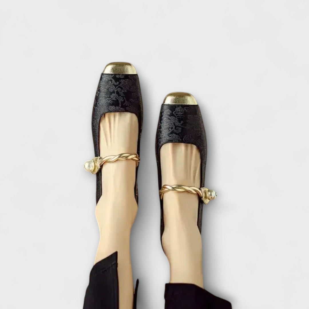 Emily & Isabella Brooks | Loafers