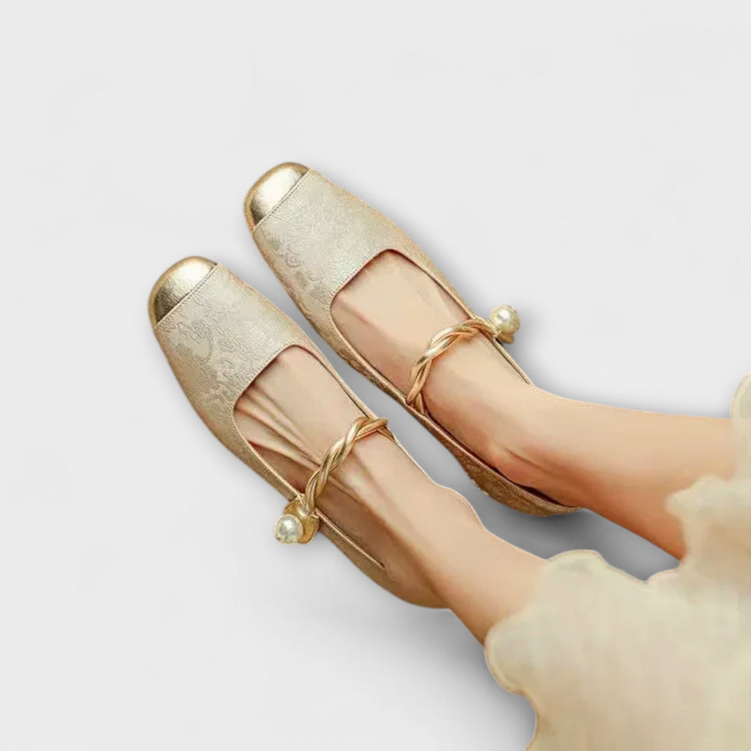 Emily & Isabella Brooks | Loafers