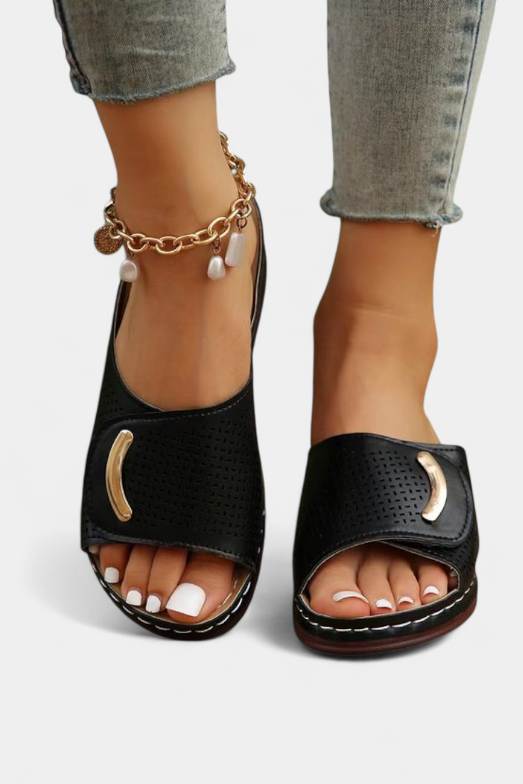 Emily & Isabella Brooks | Orthopedic sandals, perforated design, soft sole