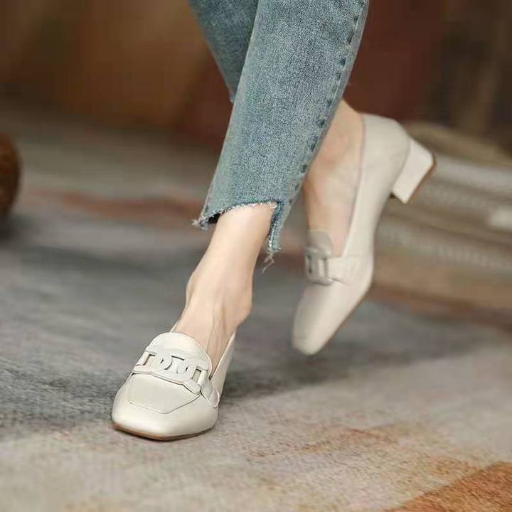 Emily & Isabella Brooks | Pointed-Toe Heels