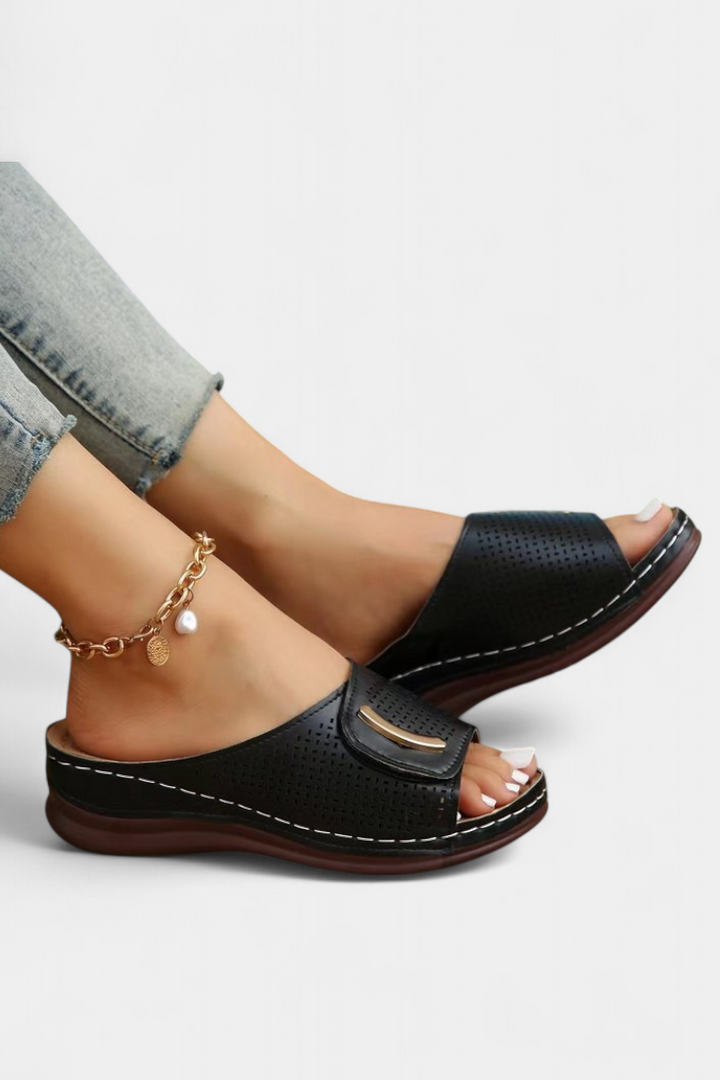 Emily & Isabella Brooks | Orthopedic sandals, perforated design, soft sole