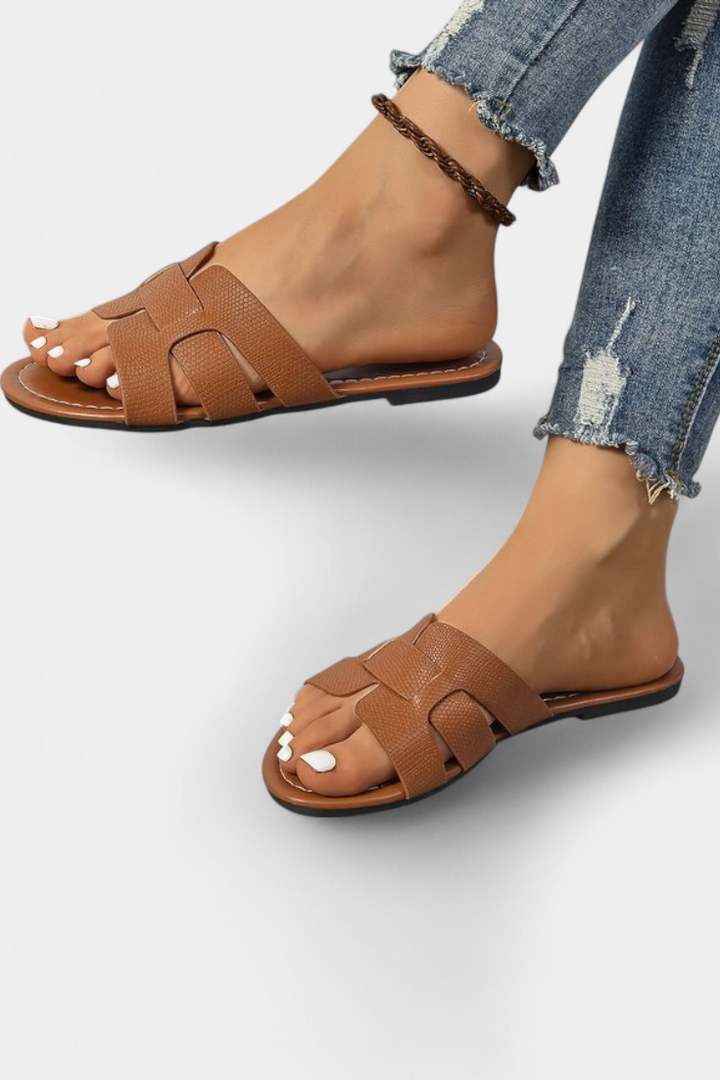 Emily & Isabella Brooks | Classic geometric cut sandals