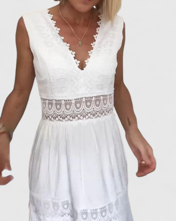Emily & Isabella Brooks | Elegant Midi Dress
