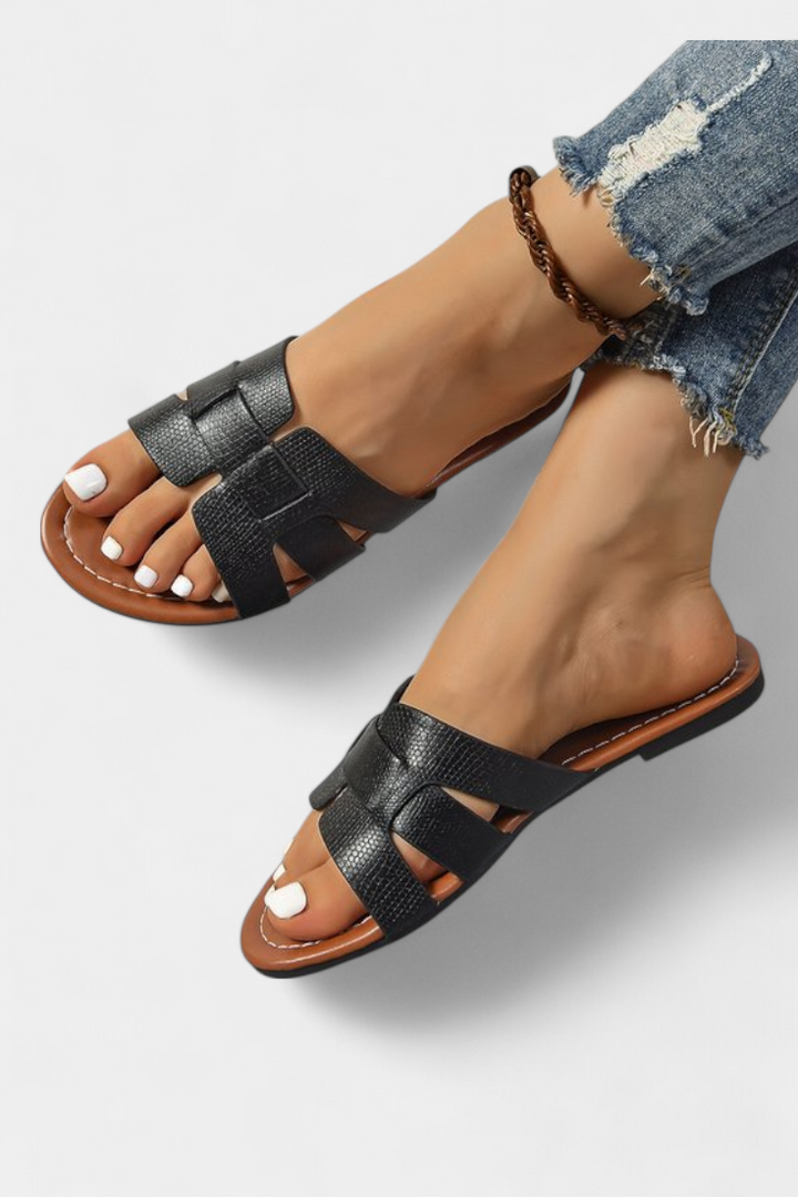 Emily & Isabella Brooks | Classic geometric cut sandals
