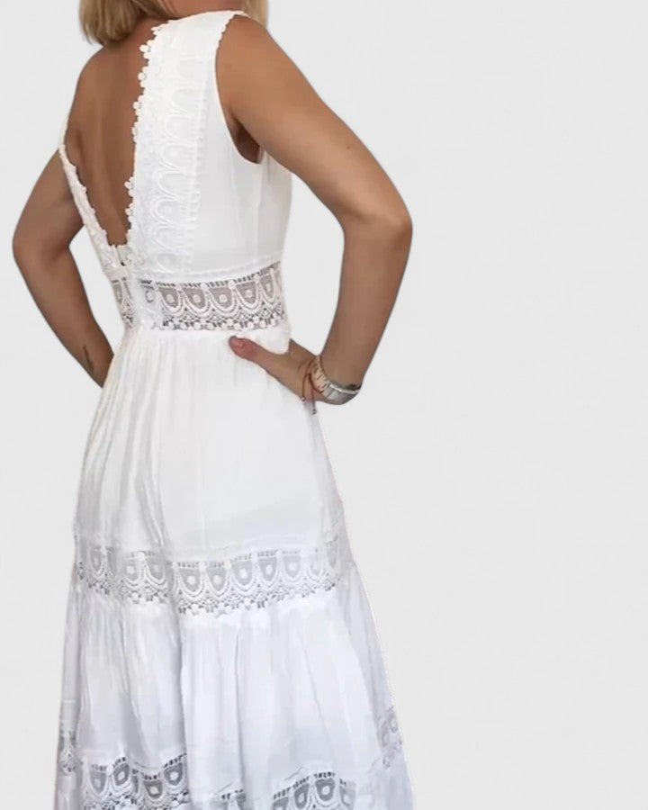 Emily & Isabella Brooks | Elegant Midi Dress