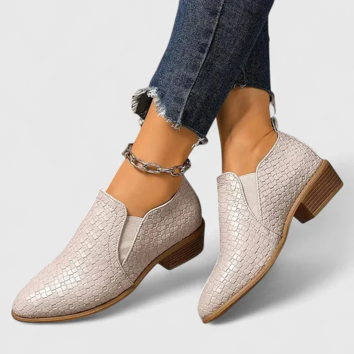 Emily & Isabella Brooks | Comfort Shoes