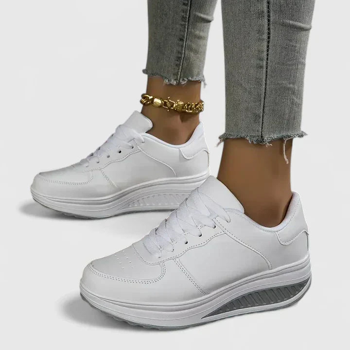 Emily & Isabella Brooks | Comfort Sneakers