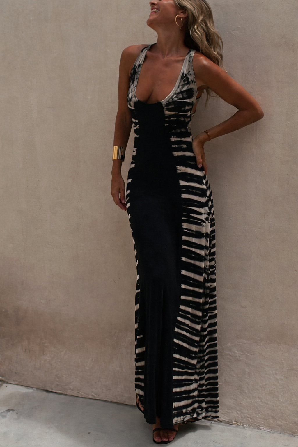 Emily & Isabella Brooks | Tie-dye Print Back Lace-up Stretch Maxi Dress