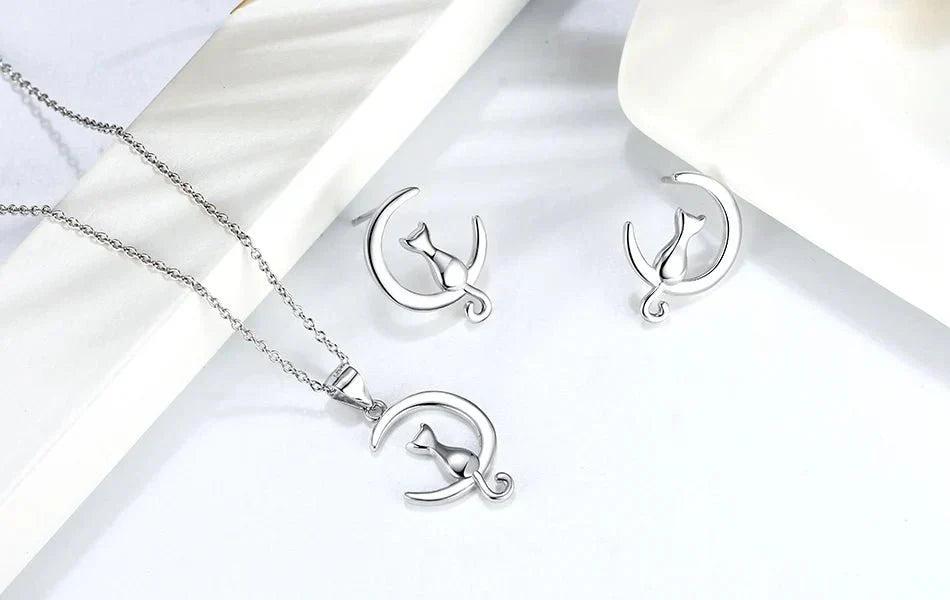 Emily & Isabella Brooks | Sterling Silver Stud Cat Earrings