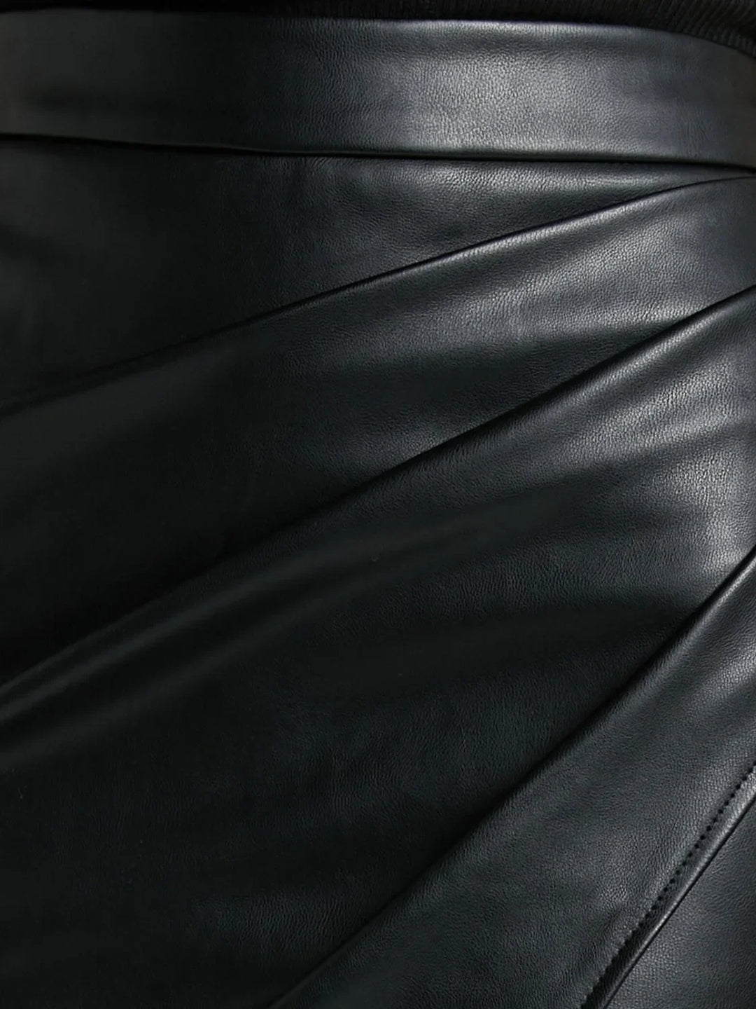 Emily & Isabella Brooks | Pleated Split Leather Skirt