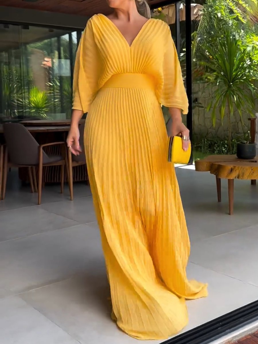 Emily & Isabella Brooks | Floating Ribbed Maxi Dress