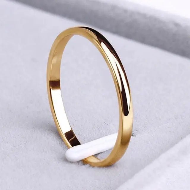 Emily & Isabella Brooks | Gold and Silver Simple Ring