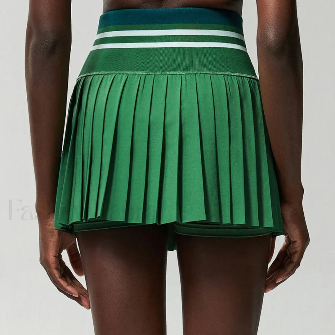 Emily & Isabella Brooks | Pleated Sporty Pocket Skirt