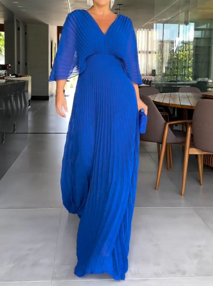Emily & Isabella Brooks | Floating Ribbed Maxi Dress