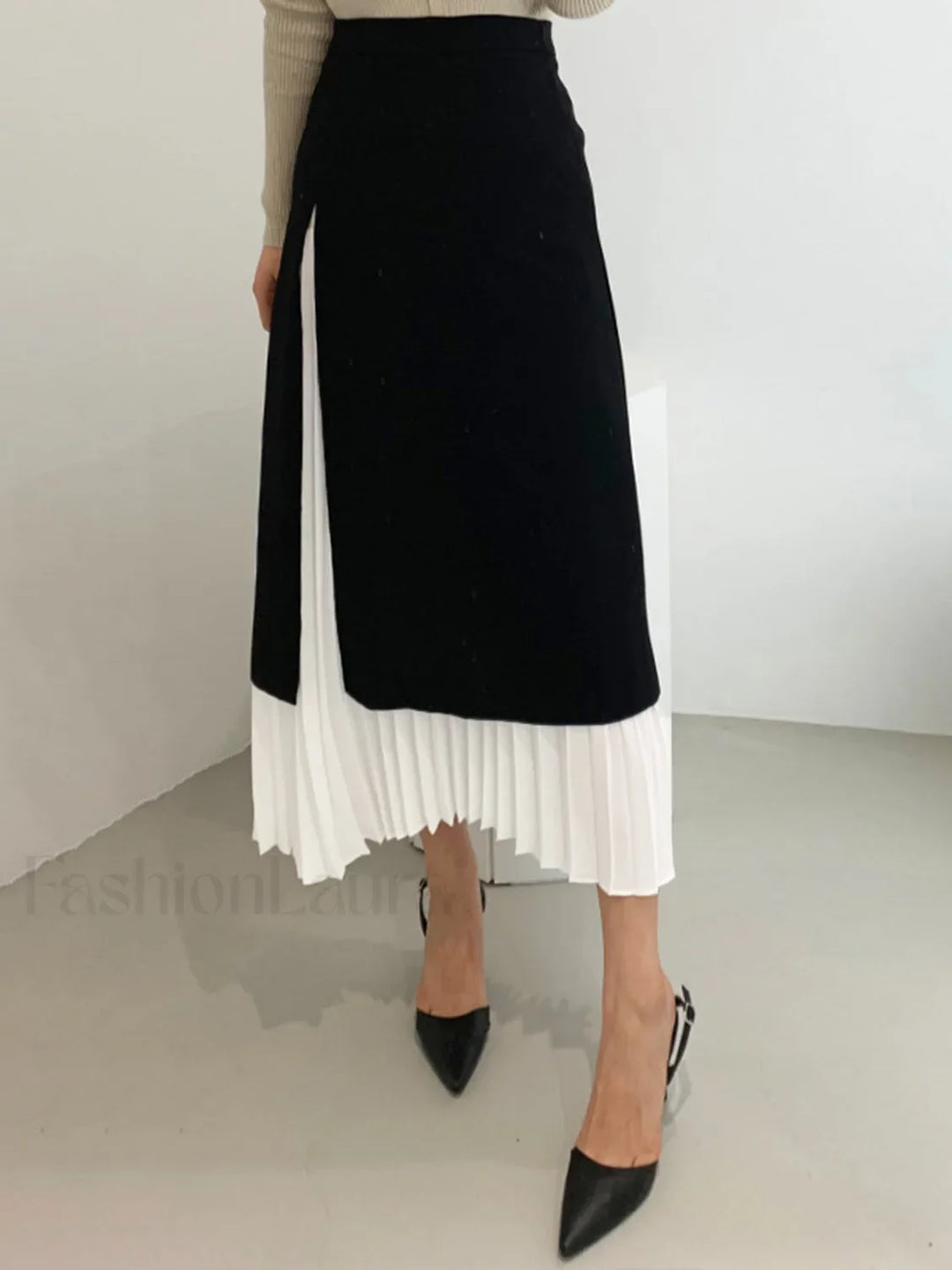 Emily & Isabella Brooks | Two Tone Pleated Long Skirt