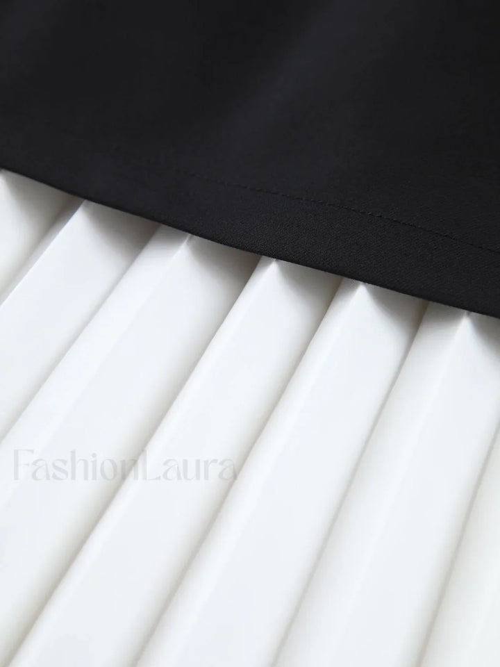Emily & Isabella Brooks | Two Tone Pleated Long Skirt