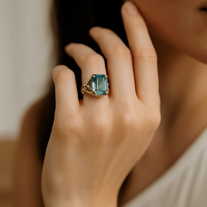 Emily & Isabella Brooks | Vintage Gold Blue Zirconia Ring