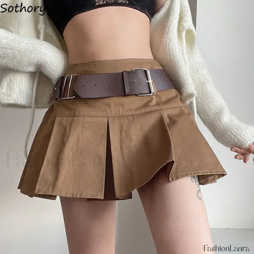 Emily & Isabella Brooks | Pleated Mini Skirt
