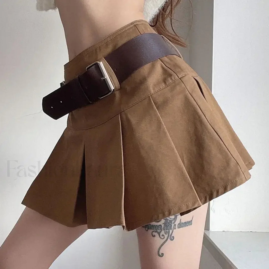 Emily & Isabella Brooks | Pleated Mini Skirt