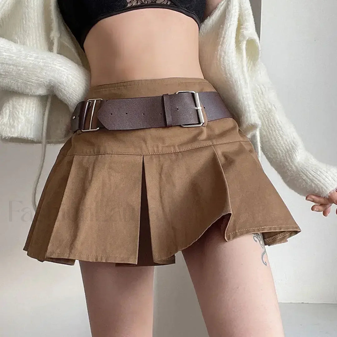 Emily & Isabella Brooks | Pleated Mini Skirt