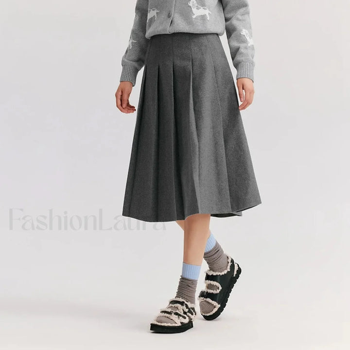 Emily & Isabella Brooks | Woolen Pleated A-Line Skirt